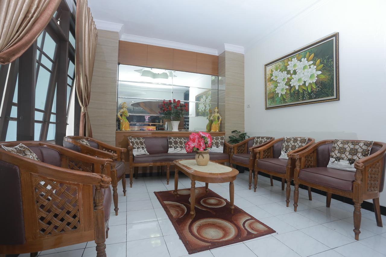 Hotel Kristina Malioboro Yogyakarta Eksteriør bilde